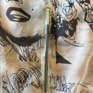 Angled eyeliner brush ILO Cosmetics 016